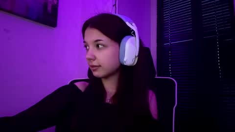 Hana online show from 04-30-26, 04:57