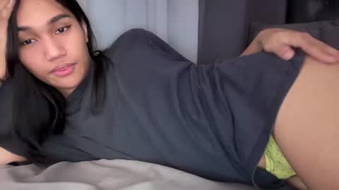 Snapshot of roxiethogersen chatting on 07-28-26, 02:24 roxiethogersen online show from 07-28-26, 02:24