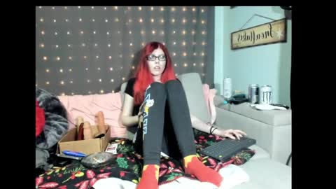 Snapshot of roxihazeleyes chatting on 02-09-25, 04:36 roxihazeleyes online show from 02-09-25, 04:36