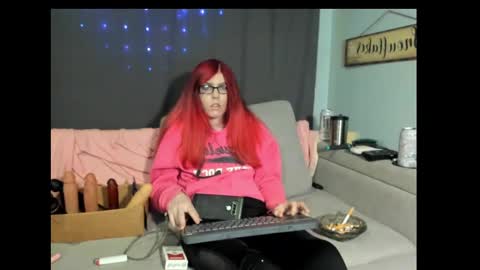 Snapshot of roxihazeleyes chatting on 02-13-25, 04:22 roxihazeleyes online show from 02-13-25, 04:22