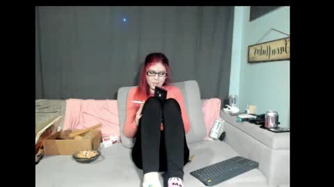 Snapshot of roxihazeleyes chatting on 02-24-25, 01:13 roxihazeleyes online show from 02-24-25, 01:13