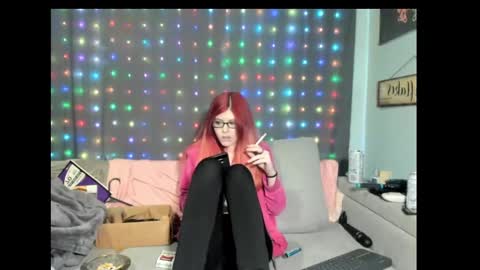 Snapshot of roxihazeleyes chatting on 02-26-25, 04:58 roxihazeleyes online show from 02-26-25, 04:58