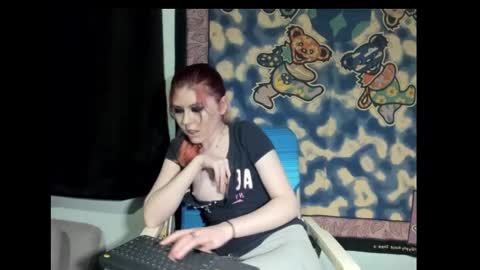 Snapshot of roxihazeleyes chatting on 03-08-25, 10:54 roxihazeleyes online show from 03-08-25, 10:54