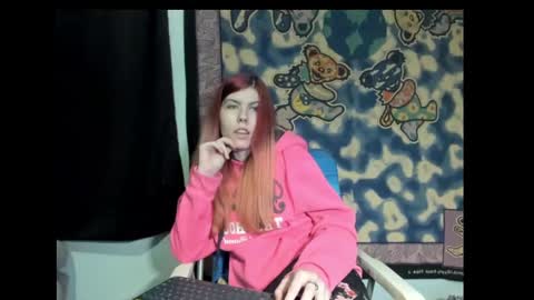 Snapshot of roxihazeleyes chatting on 03-11-25, 08:52 roxihazeleyes online show from 03-11-25, 08:52