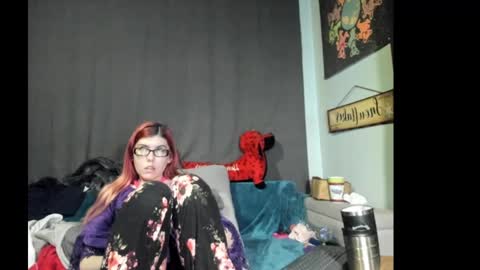 Snapshot of roxihazeleyes chatting on 09-16-25, 03:13 roxihazeleyes online show from 09-16-25, 03:13