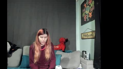 Snapshot of roxihazeleyes chatting on 09-28-25, 02:11 roxihazeleyes online show from 09-28-25, 02:11