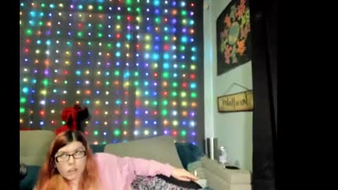 Snapshot of roxihazeleyes chatting on 10-07-25, 03:42 roxihazeleyes online show from 10-07-25, 03:42