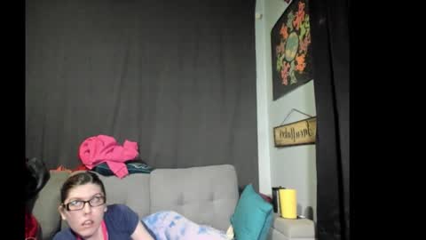 Snapshot of roxihazeleyes chatting on 11-05-25, 02:11 roxihazeleyes online show from 11-05-25, 02:11