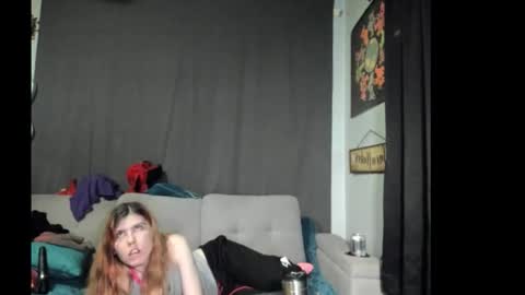 Snapshot of roxihazeleyes chatting on 11-08-25, 05:51 roxihazeleyes online show from 11-08-25, 05:51