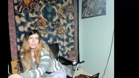Snapshot of roxihazeleyes chatting on 07-02-26, 03:23 roxihazeleyes online show from 07-02-26, 03:23