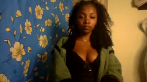 Snapshot of roxilita chatting on 07-14-26, 12:35 Roxilita online show from 07-14-26, 12:35