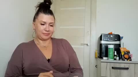 Snapshot of roxolanaa_sexy chatting on 07-28-26, 09:26 ROXOLANAA SEXY online show from 07-28-26, 09:26