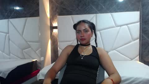 Snapshot of roxxyblack01 chatting on 03-23-26, 01:31 Roxxy online show from 03-23-26, 01:31