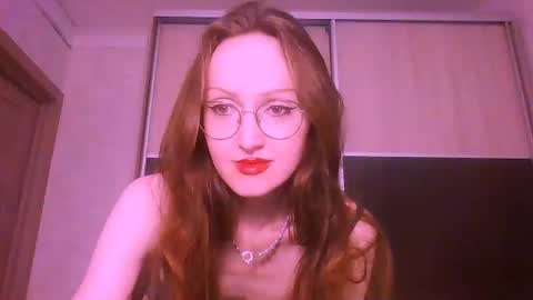 Roxxy Wharton online show from 06-28-26, 12:00