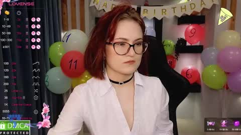 Snapshot of roxy_foxi chatting on 09-16-25, 01:17 Roxy fiery online show from 09-16-25, 01:17