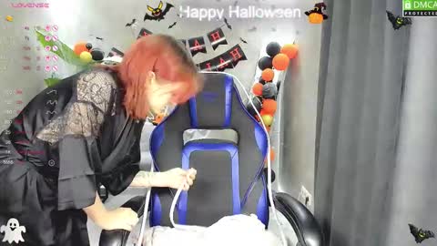 Snapshot of roxy_foxi chatting on 11-06-25, 02:01 Roxy fiery online show from 11-06-25, 02:01