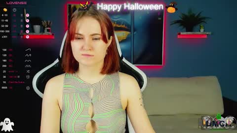 Snapshot of roxy_foxi chatting on 11-09-25, 01:37 Roxy fiery online show from 11-09-25, 01:37