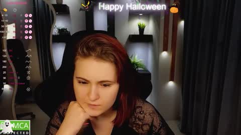Snapshot of roxy_foxi chatting on 11-10-25, 01:04 Roxy fiery online show from 11-10-25, 01:04
