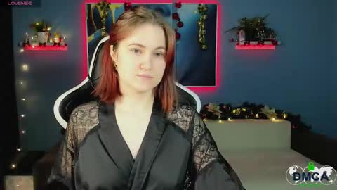 Snapshot of roxy_foxi chatting on 12-04-25, 01:59 Roxy fiery online show from 12-04-25, 01:59