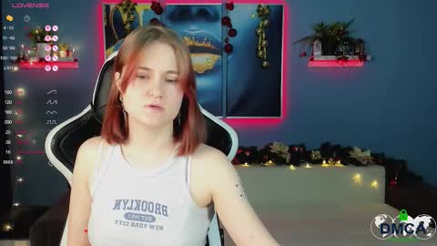 Snapshot of roxy_foxi chatting on 12-05-25, 02:09 Roxy fiery online show from 12-05-25, 02:09