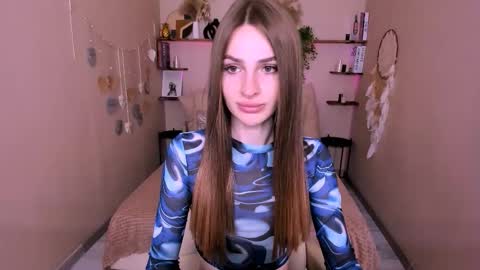 Snapshot of roxy_kisss chatting on 02-03-26, 08:30 Roxy online show from 02-03-26, 08:30