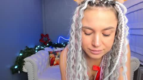 Roxy online show from 12-27-24, 01:32