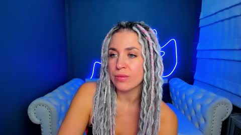 Roxy online show from 11-05-25, 02:00