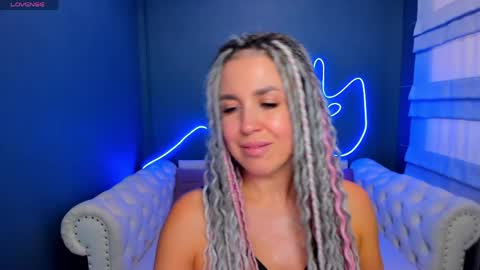 Roxy online show from 04-09-26, 06:19