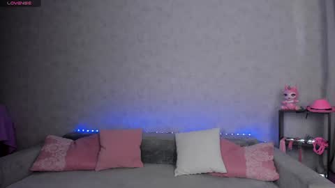 Roxy online show from 07-23-26, 01:58