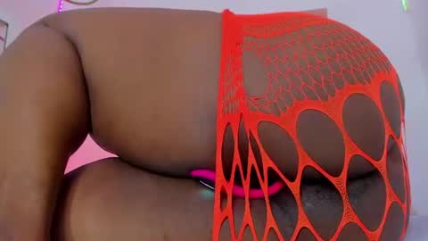 Snapshot of roxy_sexy69 chatting on 07-23-26, 01:58 roxy_sexy69 online show from 07-23-26, 01:58