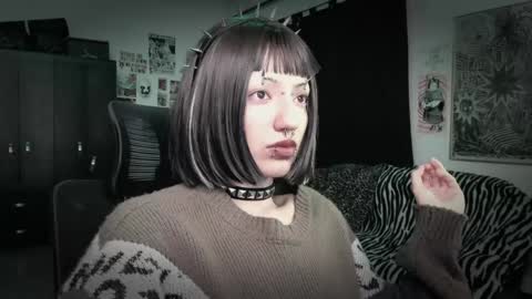Roxy Independient model Help me to reach 50 thumbs up online show from 06-04-26, 12:49