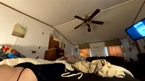 Roxy and Brock online show from 12-14-25, 03:39