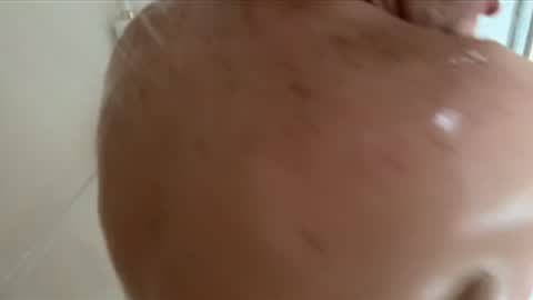 Roxy and Brock online show from 12-17-25, 07:31