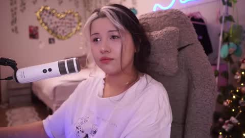 roxysuh online show from 01-12-26, 07:35