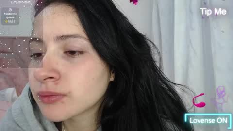 Snapshot of roxyy_fox chatting on 07-05-26, 04:41 Roxy online show from 07-05-26, 04:41