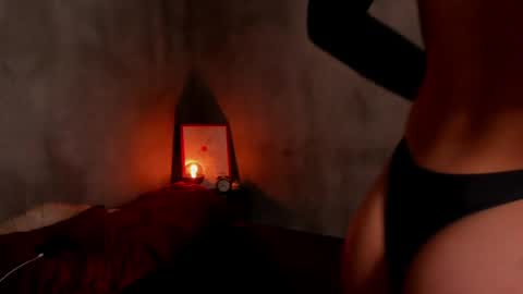 Snapshot of roxyy_x chatting on 06-07-26, 03:43 val online show from 06-07-26, 03:43