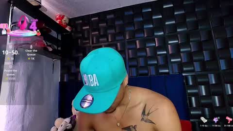 Snapshot of roy_barney chatting on 10-26-25, 07:31 ANTONIO online show from 10-26-25, 07:31