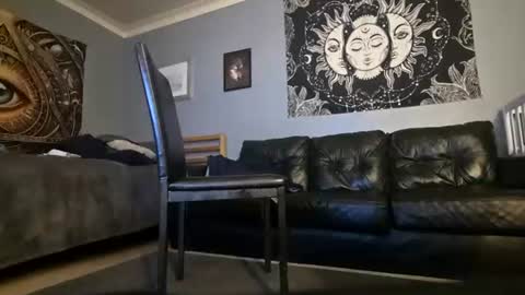 royalcrown6969 online show from 06-22-26, 06:32