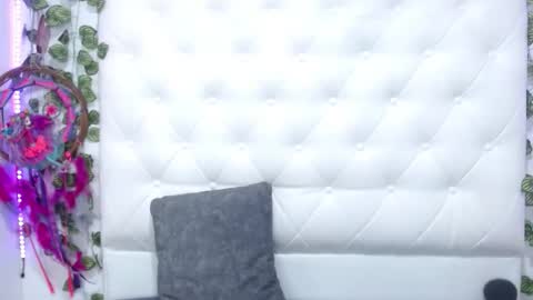 Bruna Royale  online show from 04-08-26, 03:23