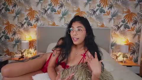 Snapshot of royalechloe chatting on 07-14-26, 07:46 Chloe online show from 07-14-26, 07:46