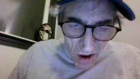 Snapshot of royboy2561 chatting on 03-16-26, 05:44 Roy Murrin online show from 03-16-26, 05:44