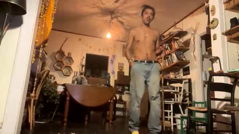 Snapshot of rp131313 chatting on 11-05-25, 12:10 rp131313 online show from 11-05-25, 12:10