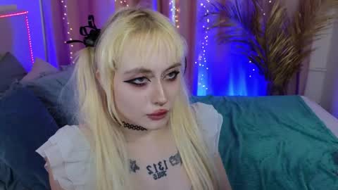Rraffaellka online show from 05-27-26, 01:57