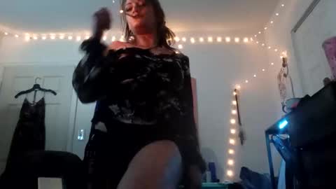 rraineonme online show from 01-16-26, 09:02