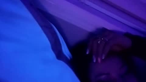 rraineonme online show from 04-19-26, 11:53