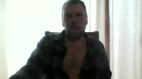 Snapshot of rsl1963 chatting on 11-18-25, 01:48 rsl1963 online show from 11-18-25, 01:48