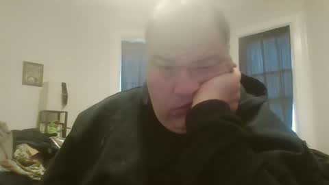 Snapshot of rubbersoulhole chatting on 04-30-26, 11:27 rubbersoulhole online show from 04-30-26, 11:27