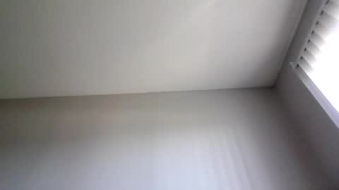 Snapshot of rubbingoneout714 chatting on 02-04-26, 06:03 rubbingoneout714 online show from 02-04-26, 06:03