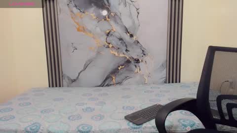 Snapshot of rubi_30 chatting on 11-27-25, 12:18 Rubi i love online show from 11-27-25, 12:18