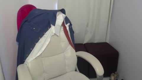 Rubi online show from 01-21-25, 04:48